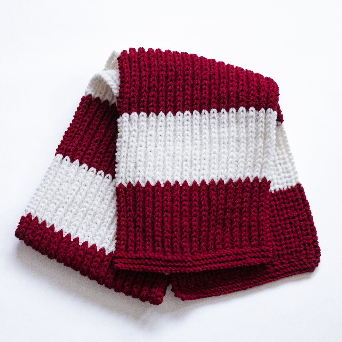 plet-products-shal-vаlnen-klasiceski-shal-bordo-i-ekriu