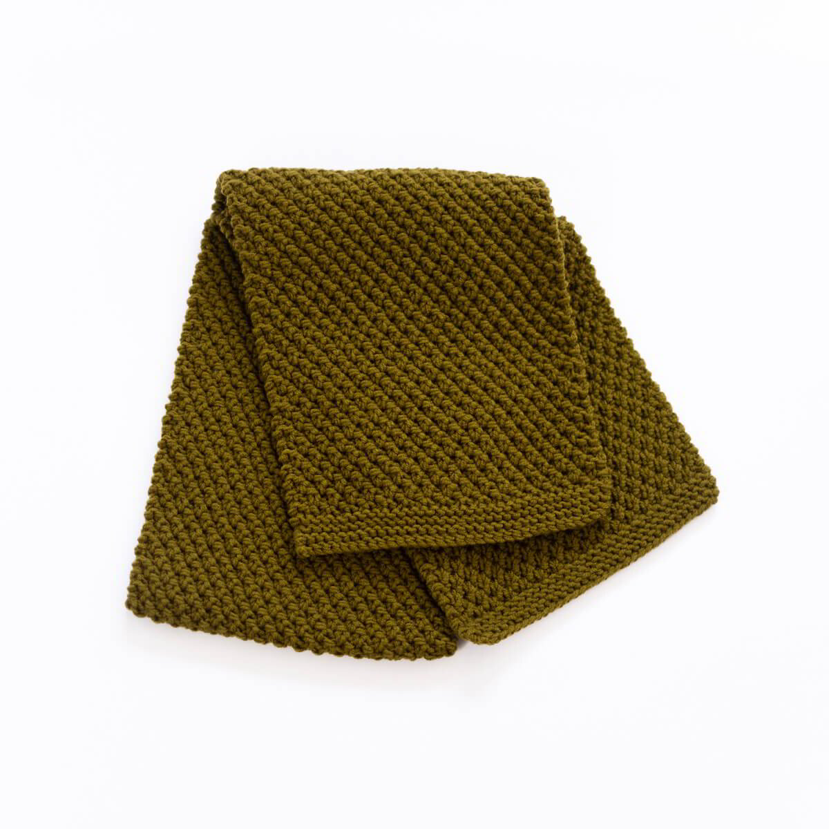 plet-products-shal-vаlnen-klasiceski-shal-v-maslineno-zeleno-2