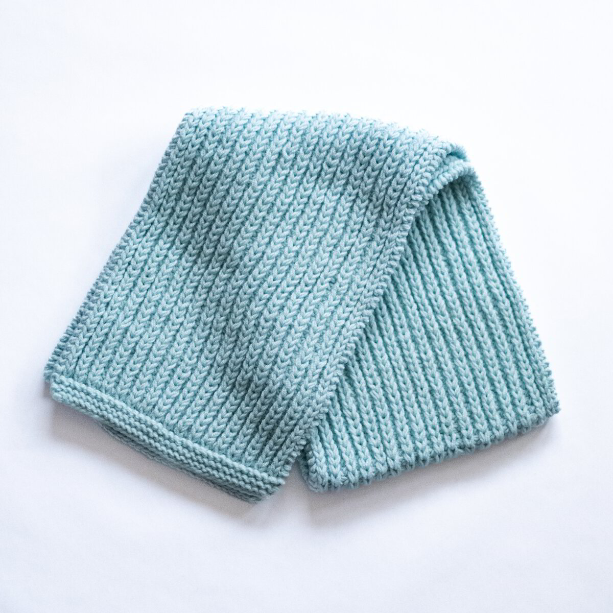 plet-products-shal-vаlnen-klasicheski-shal-v-bleda-menta-1