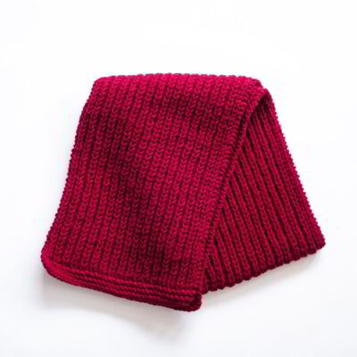 plet-products-shal-vаlnen-klasicheski-shal-v-malineno-cherveno-1