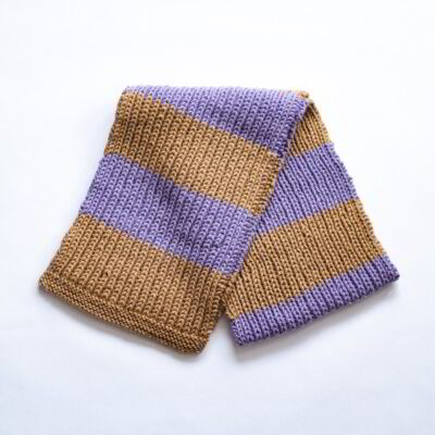 plet-products-shal-vаlnen-klasicheski-shal-v-svetla-gorchitsa-i-lilavo