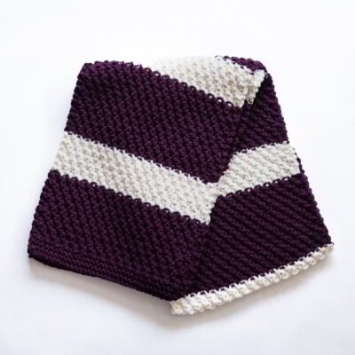 plet-products-shal-vаlnen-klasicheski-shal-v-tamno-lilavo-sliva-i-byalo