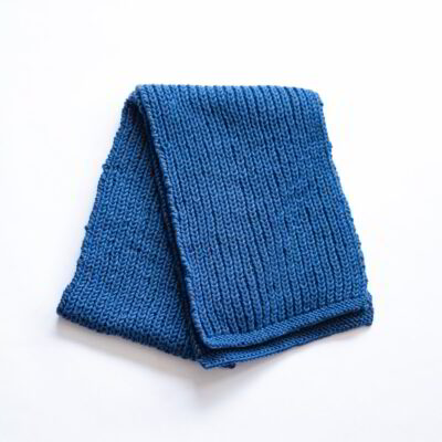 plet-products-shal-vаlnen-klasicheski-shal-v-tamno-sinyo-1