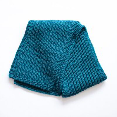 plet-products-shal-vаlnen-klasicheski-shal-v-tamno-zeleno-petrol