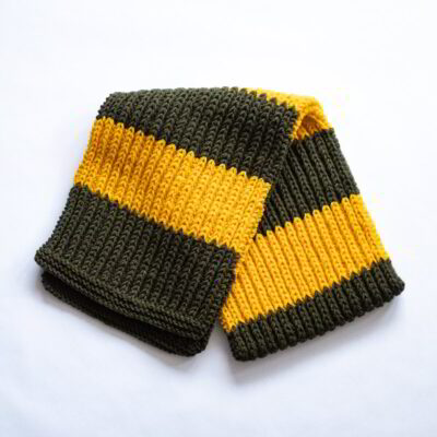 plet-products-shal-vаlnen-klasicheski-shal-v-zhalto-i-voynishko-zeleno